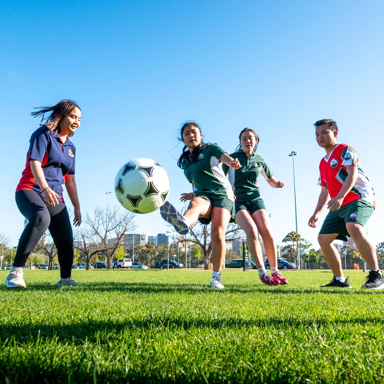 湖人連敗慶祝行情僅曇花？唐西奇還沒學會與詹姆斯打球.