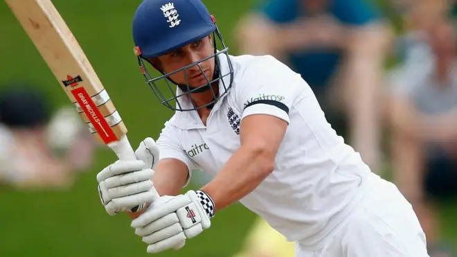 U20亚洲杯开赛在即，足协主席宋凯探班U20国青队.